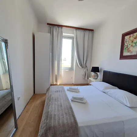 Apartment Lido 50m From The Beach Opatija